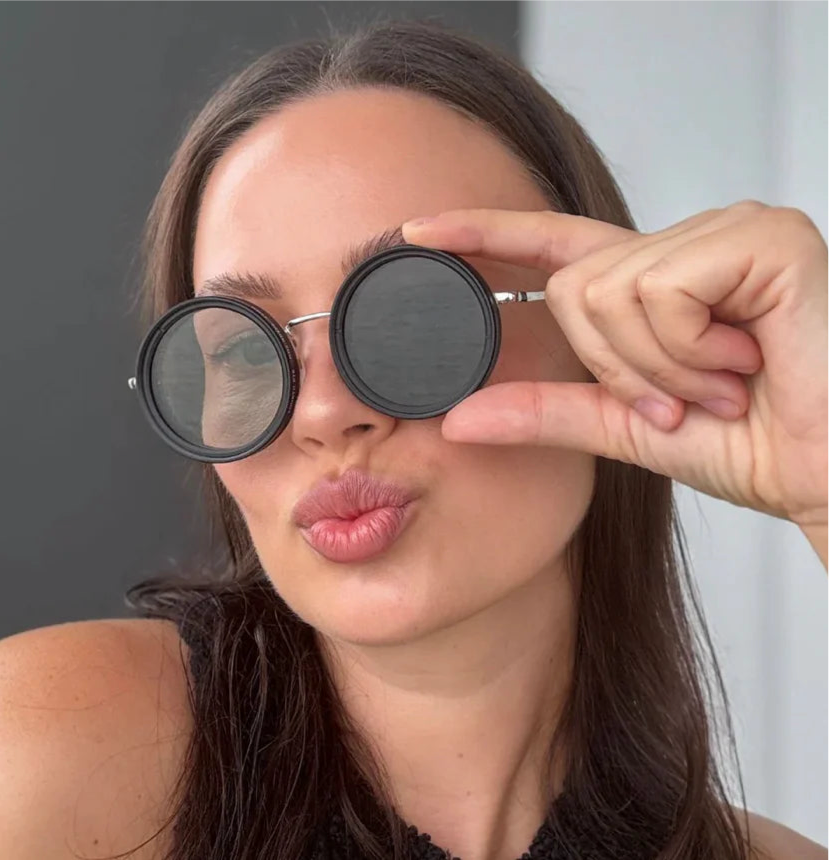 Belluvia | Il Tuo Occhiale polarizzato a tinta regolabile.